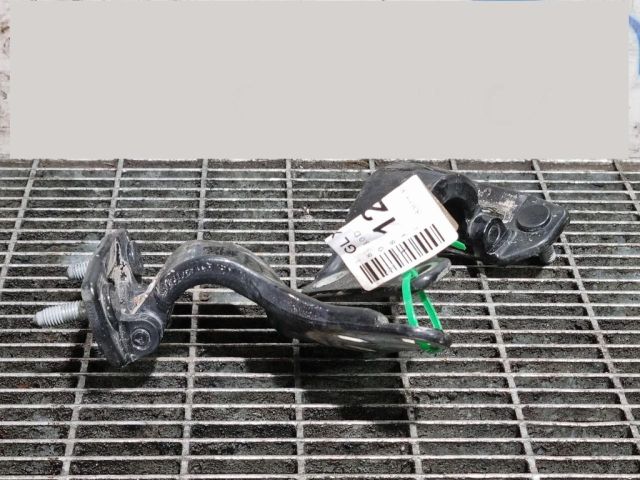 bontott MERCEDES-BENZ GL-CLASS Csomagtérajtó Zsanér