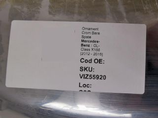 bontott MERCEDES-BENZ GL-CLASS Első Lökhárító Díszléc