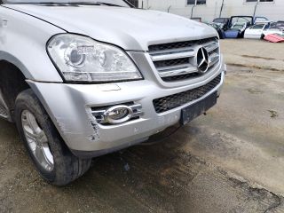 bontott MERCEDES-BENZ GL-CLASS Első Lökhárító (Részeivel)