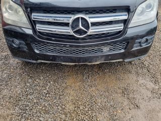 bontott MERCEDES-BENZ GL-CLASS Első Lökhárító (Üresen)