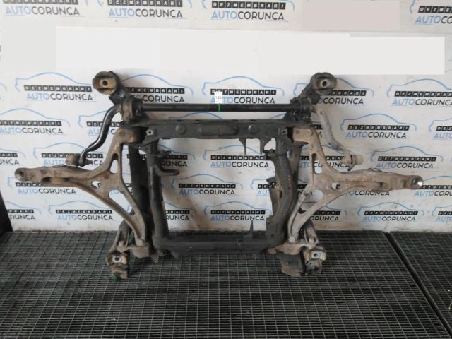 bontott MERCEDES-BENZ GL-CLASS Első Bölcső