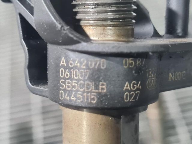 bontott MERCEDES-BENZ GL-CLASS Porlasztó (1 db)