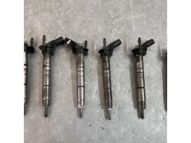 bontott MERCEDES-BENZ GL-CLASS Porlasztó (1 db)