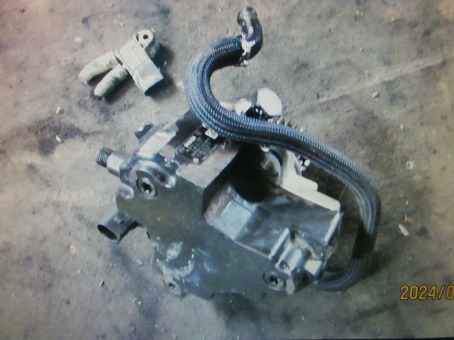 bontott MERCEDES-BENZ GL-CLASS Nagynyomású Szivattyú