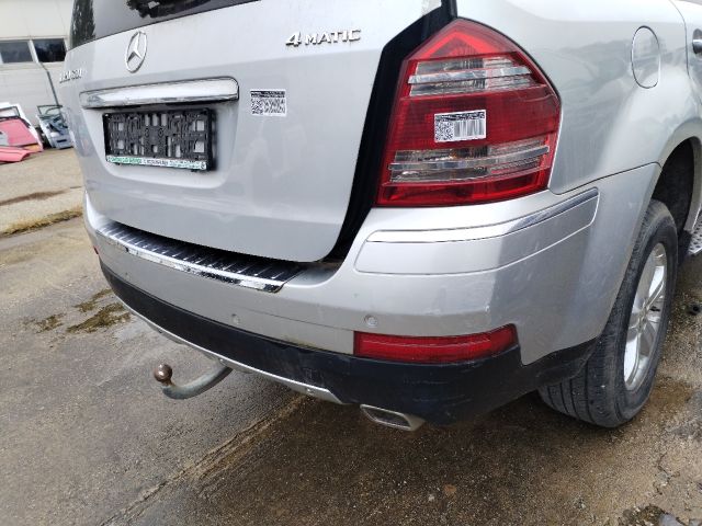 bontott MERCEDES-BENZ GL-CLASS Hátsó Lökhárító (Részeivel)