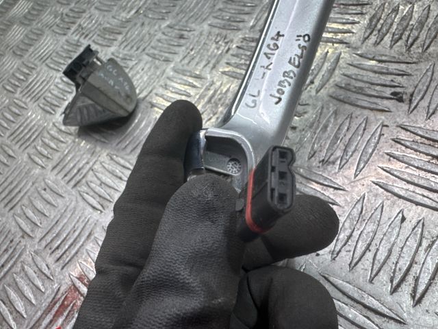 bontott MERCEDES-BENZ GL-CLASS Jobb első Külső Kilincs