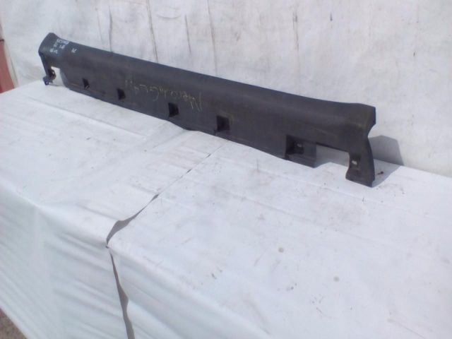 bontott MERCEDES-BENZ GL-CLASS Jobb első Küszöb Díszléc