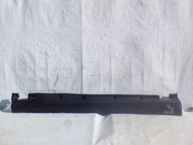 bontott MERCEDES-BENZ GL-CLASS Jobb első Küszöb Díszléc