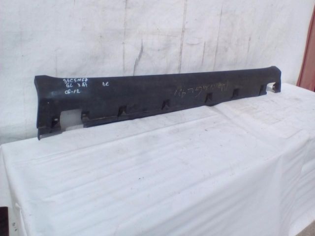bontott MERCEDES-BENZ GL-CLASS Jobb első Küszöb Díszléc