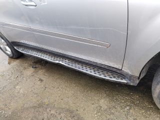 bontott MERCEDES-BENZ GL-CLASS Jobb Fellépő