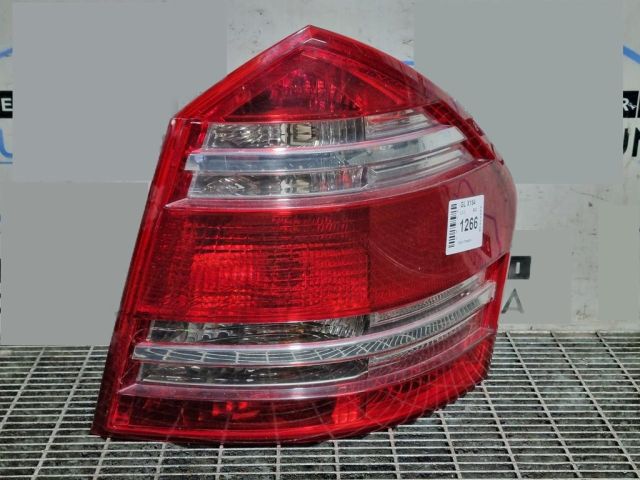 bontott MERCEDES-BENZ GL-CLASS Jobb Hátsó Lámpa