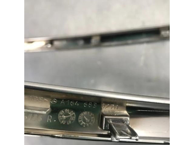 bontott MERCEDES-BENZ GL-CLASS Középső Kardánbox Burkolat