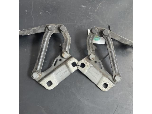 bontott MERCEDES-BENZ GL-CLASS Motorháztető Zsanér Pár