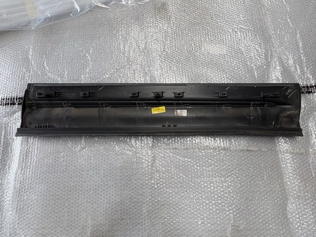 bontott MERCEDES-BENZ GLA Bal első Ajtó Díszléc