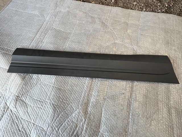 bontott MERCEDES-BENZ GLA Bal első Ajtó Díszléc