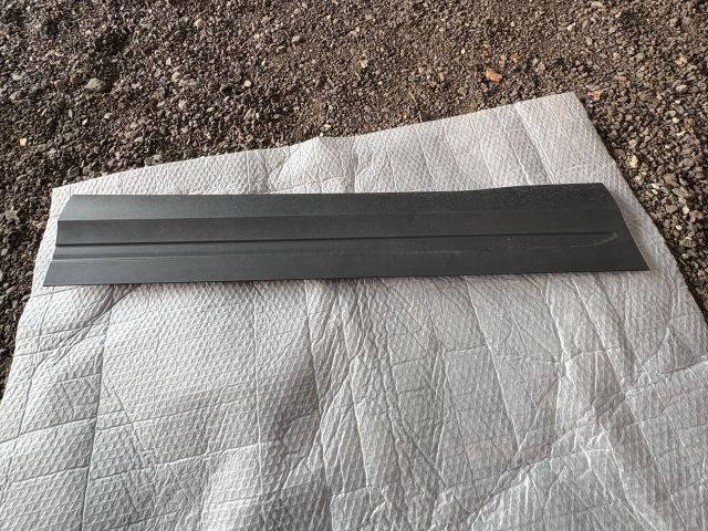 bontott MERCEDES-BENZ GLA Bal első Ajtó Díszléc