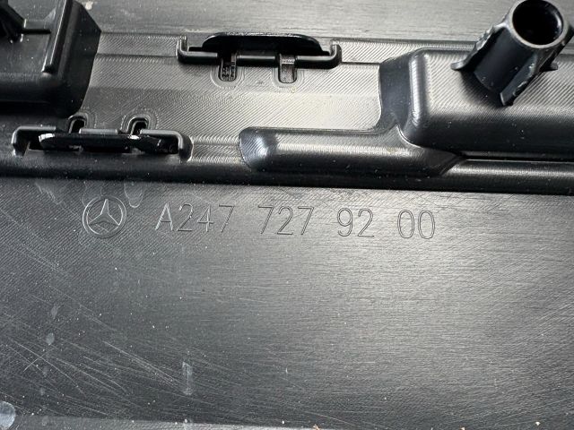 bontott MERCEDES-BENZ GLA Bal első Ajtó Díszléc