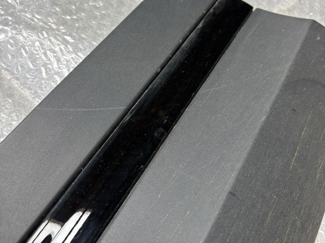 bontott MERCEDES-BENZ GLA Bal első Ajtó Díszléc