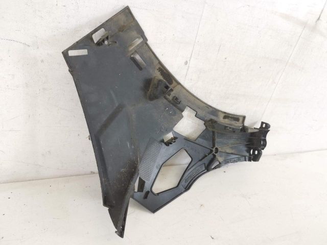 bontott MERCEDES-BENZ GLA Bal első Lökhárító Tartó (Műanyag)