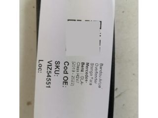 bontott MERCEDES-BENZ GLA Bal első Sárvédő Díszléc