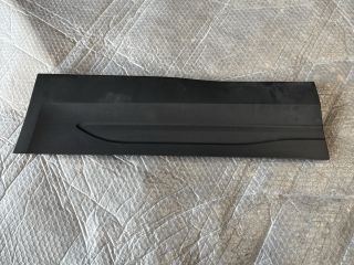 bontott MERCEDES-BENZ GLA Bal hátsó Ajtó Díszléc