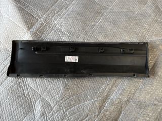 bontott MERCEDES-BENZ GLA Bal hátsó Ajtó Díszléc