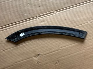 bontott MERCEDES-BENZ GLA Bal hátsó Ajtó Díszléc