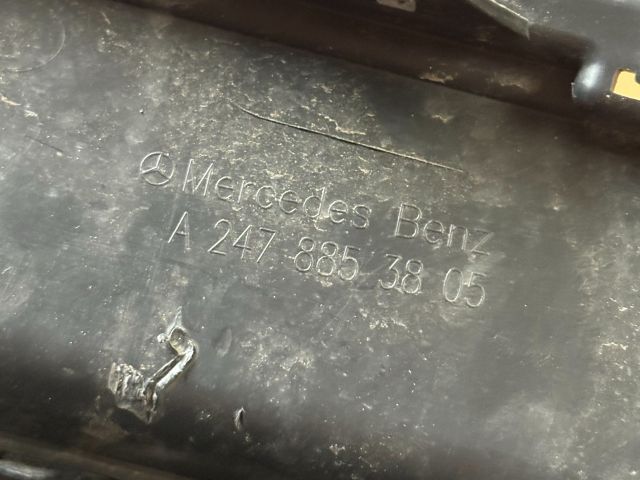 bontott MERCEDES-BENZ GLA Bal Ködlámpa Rács