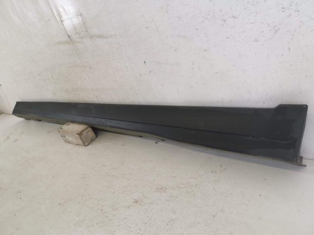 bontott MERCEDES-BENZ GLA Bal Küszöb