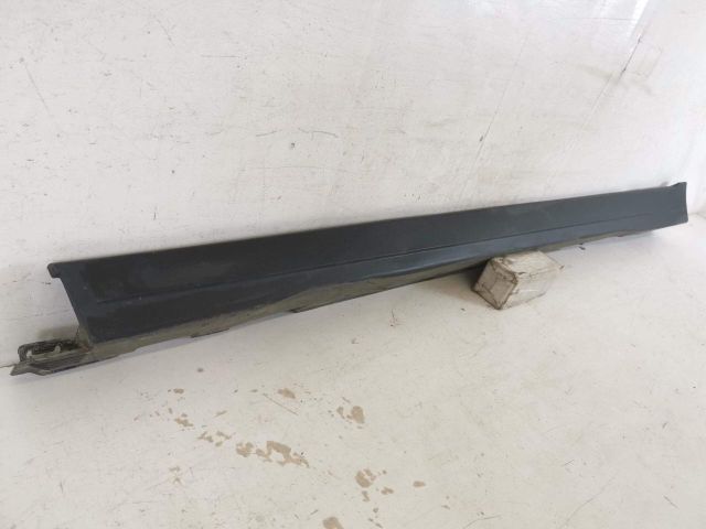 bontott MERCEDES-BENZ GLA Bal Küszöb