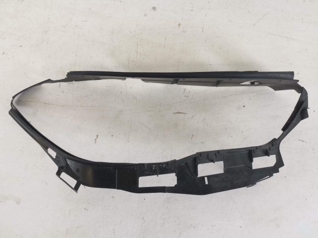 bontott MERCEDES-BENZ GLA Bal Szemüvegtartó