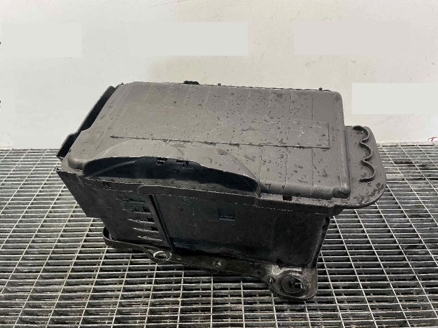 bontott MERCEDES-BENZ GLA-CLASS Akkumulátor Tartó