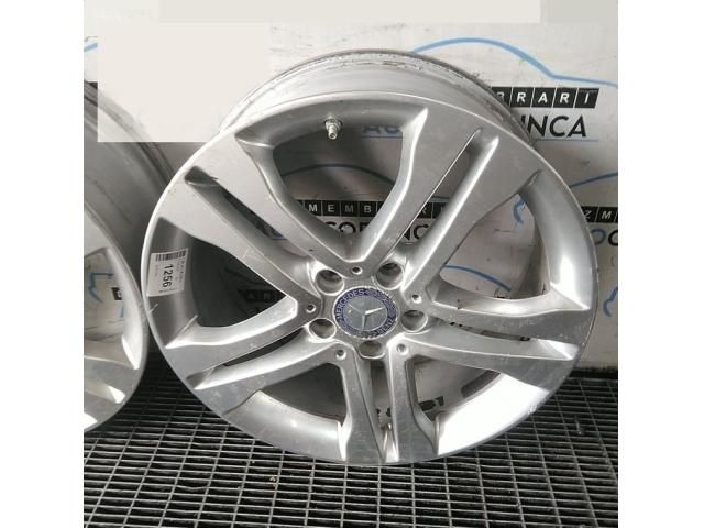 bontott MERCEDES-BENZ GLA-CLASS Alufelni Szett