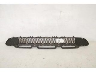 bontott MERCEDES-BENZ GLA-CLASS Első Lökhárító Alsó Középső Díszrács
