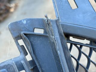 bontott MERCEDES-BENZ GLA-CLASS Első Lökhárító Alsó Középső Díszrács