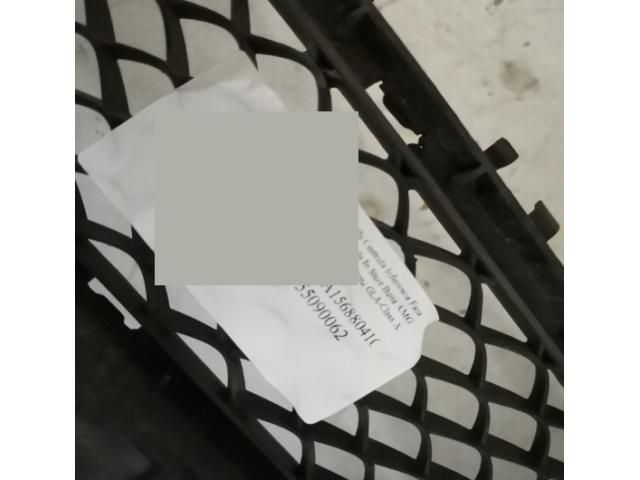 bontott MERCEDES-BENZ GLA-CLASS Első Lökhárító Alsó Középső Díszrács