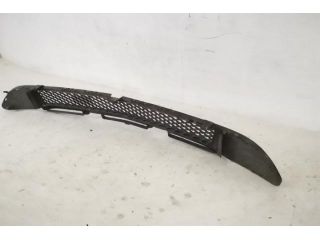 bontott MERCEDES-BENZ GLA-CLASS Első Lökhárító Alsó Középső Díszrács