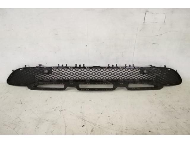 bontott MERCEDES-BENZ GLA-CLASS Első Lökhárító Alsó Középső Díszrács