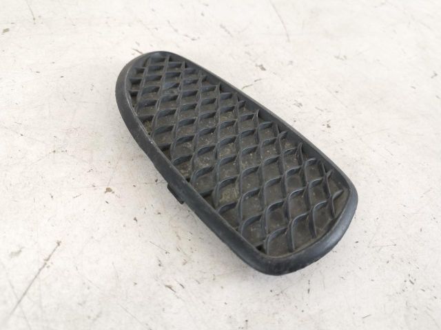 bontott MERCEDES-BENZ GLA-CLASS Első Lökhárító Díszléc