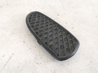 bontott MERCEDES-BENZ GLA-CLASS Első Lökhárító Díszléc