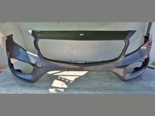 bontott MERCEDES-BENZ GLA-CLASS Első Lökhárító (Üresen)