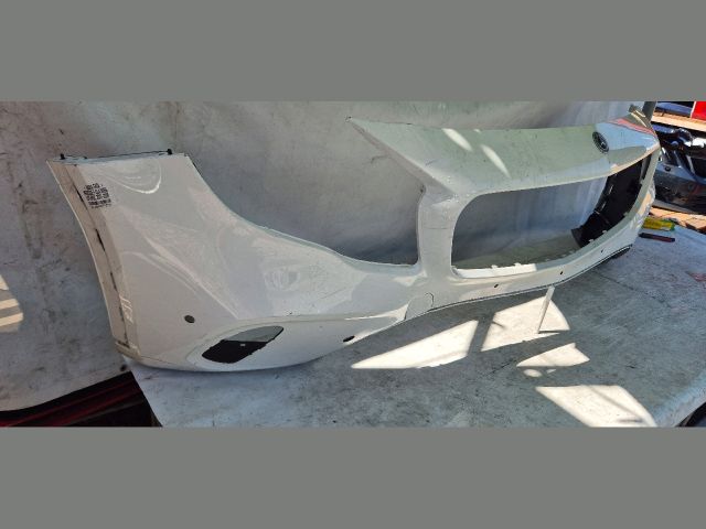 bontott MERCEDES-BENZ GLA-CLASS Első Lökhárító (Üresen)