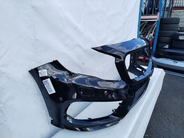 bontott MERCEDES-BENZ GLA-CLASS Első Lökhárító (Üresen)