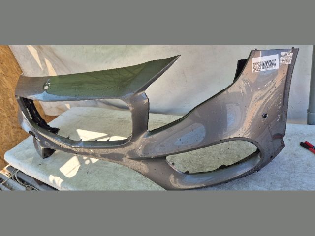 bontott MERCEDES-BENZ GLA-CLASS Első Lökhárító (Üresen)