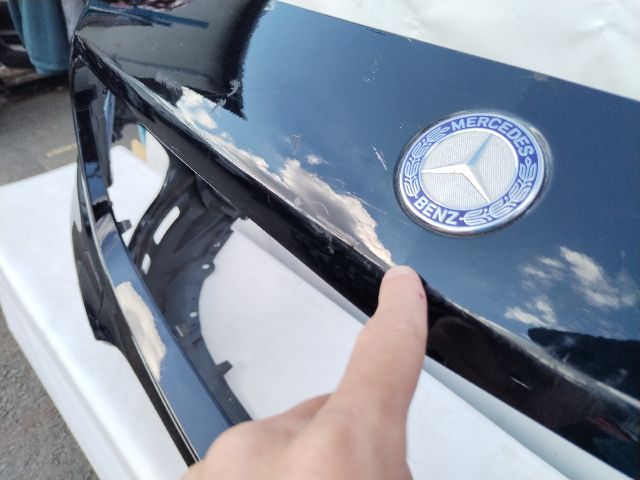 bontott MERCEDES-BENZ GLA-CLASS Első Lökhárító (Üresen)