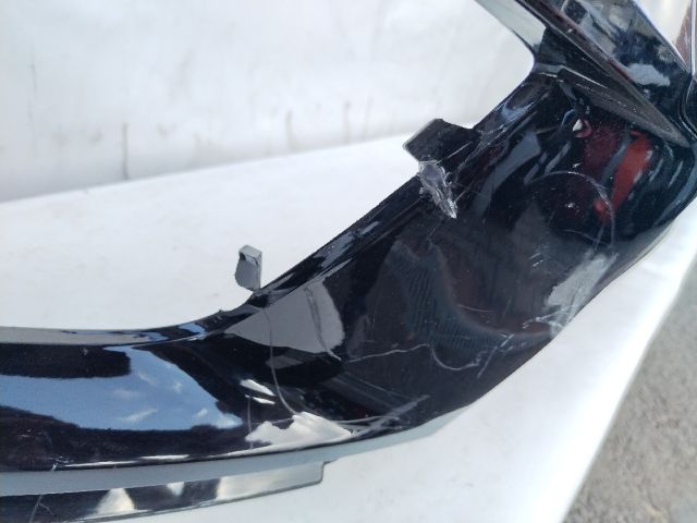 bontott MERCEDES-BENZ GLA-CLASS Első Lökhárító (Üresen)