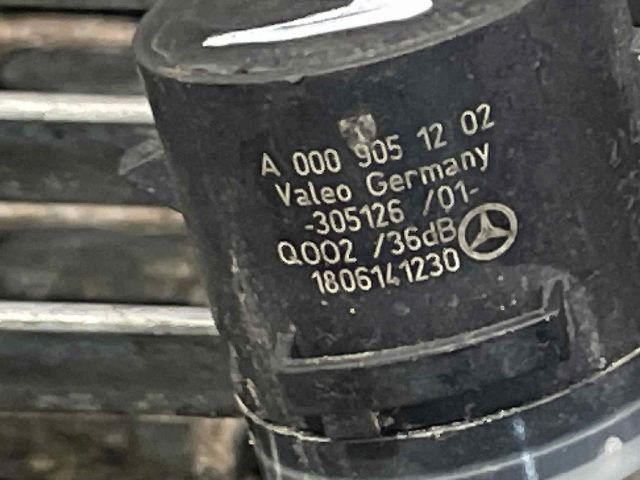 bontott MERCEDES-BENZ GLA-CLASS Első Tolatóradar Fej