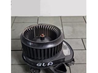 bontott MERCEDES-BENZ GLA-CLASS Fűtőmotor (Klímás)