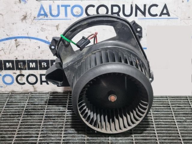 bontott MERCEDES-BENZ GLA-CLASS Fűtőmotor (Klímás)