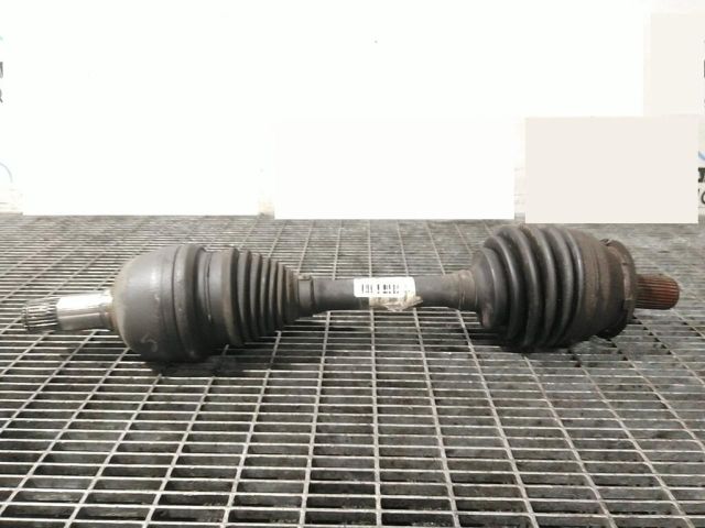 bontott MERCEDES-BENZ GLA-CLASS Bal Féltengely